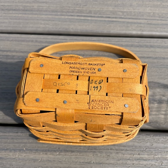 Longaberger 1997 Horizon of Hope basket and protector - Picture 5 of 5